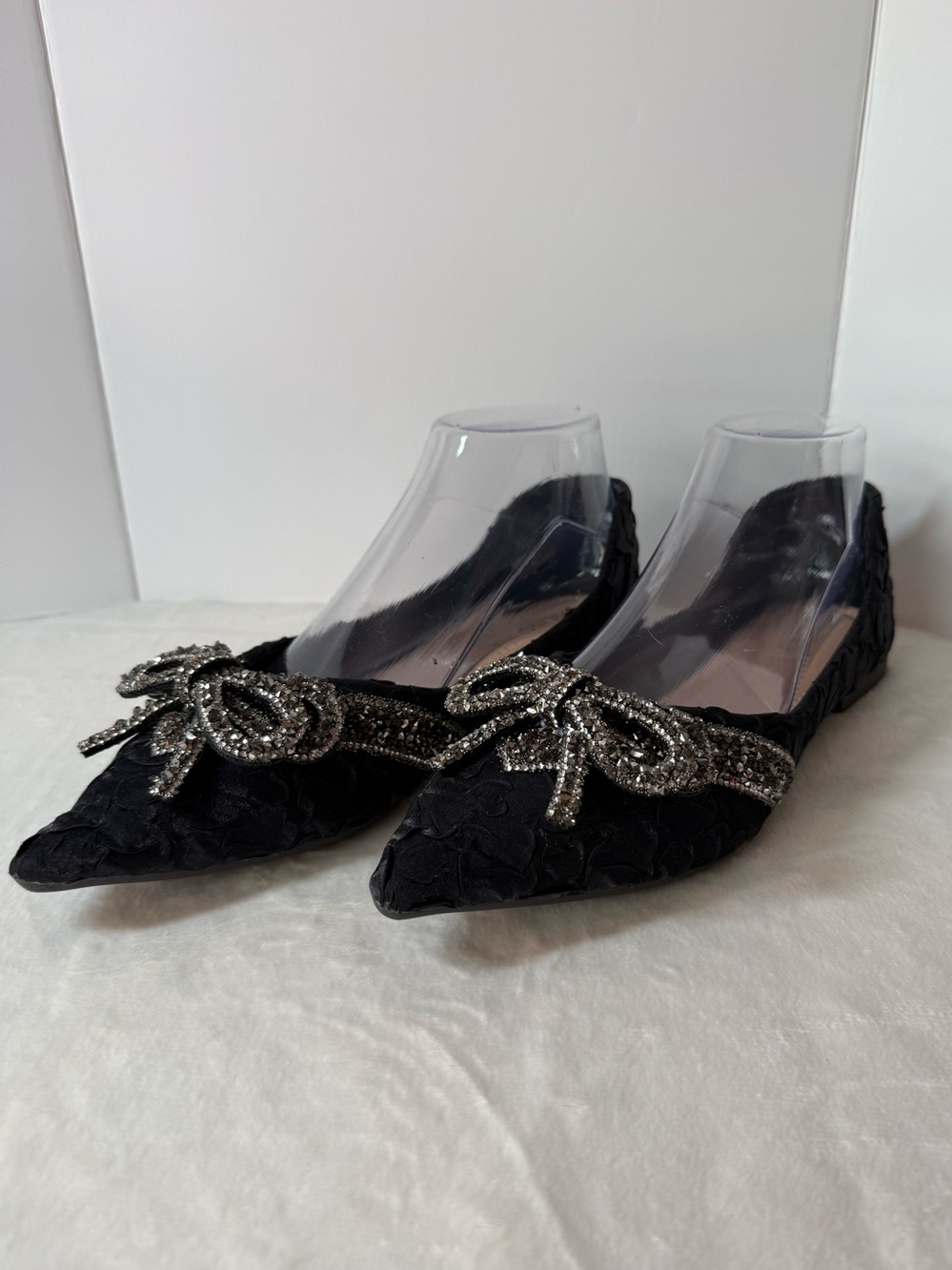 Black Pointed Toe Rhinestone Bow Ballet Flats Dressy Evening Shoes Women Sz 8.5